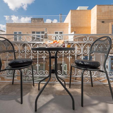Encanto Townhouse סליאמה מראה חיצוני תמונה